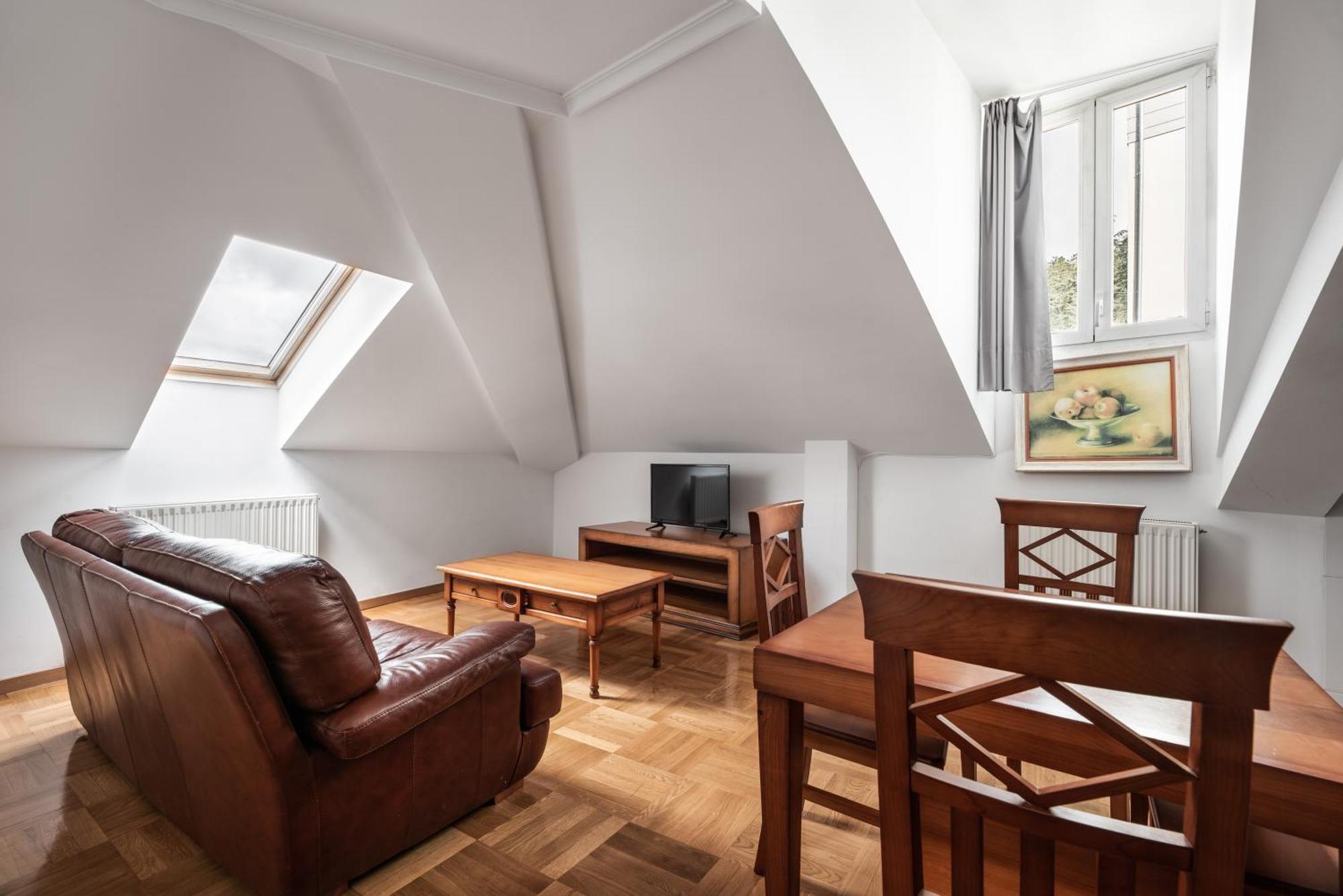 Apartamentos El Cid Бургос Экстерьер фото