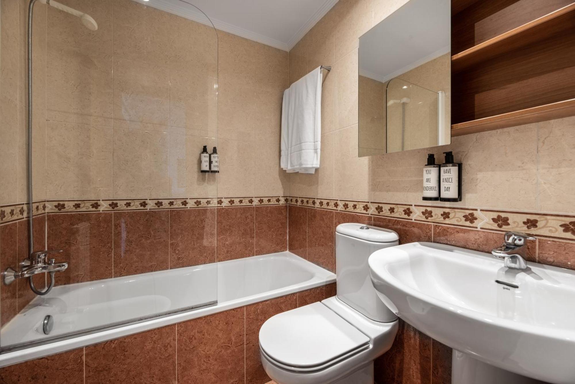 Apartamentos El Cid Бургос Экстерьер фото