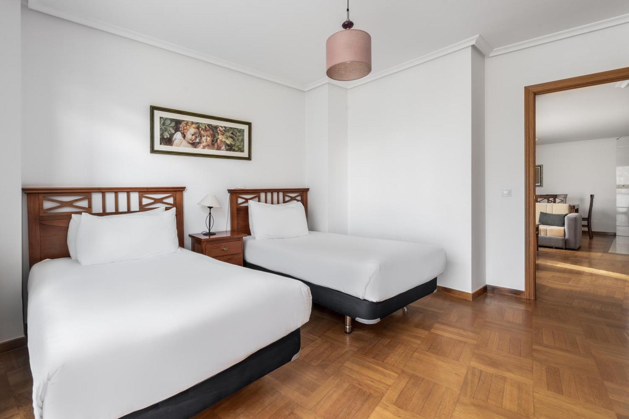 Apartamentos El Cid Бургос Экстерьер фото